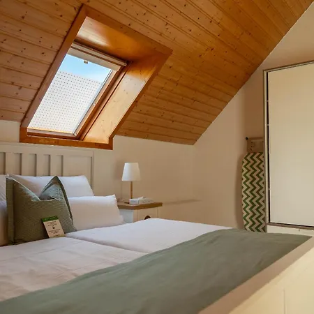 Komfortables 4-zimmer-reussenstein דירה בובלינגן